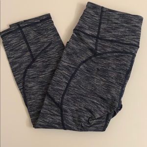 Victoria Secret Knockout Capri w/ pockets